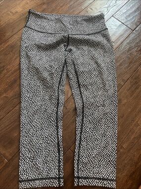 Lululemon Capri leggings